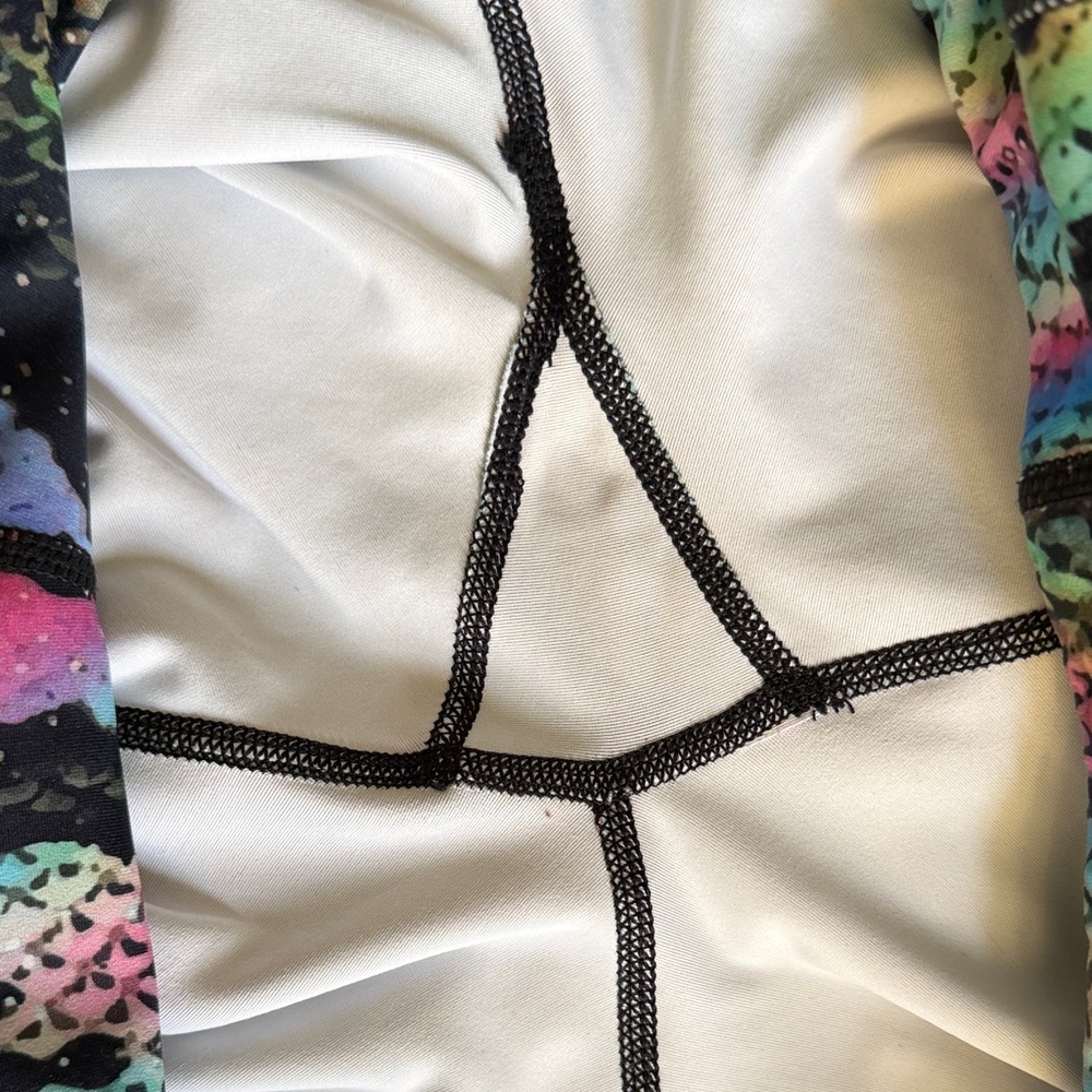 CVG- ‘Hypnotized’- full length leggings - Picture 3 of 6